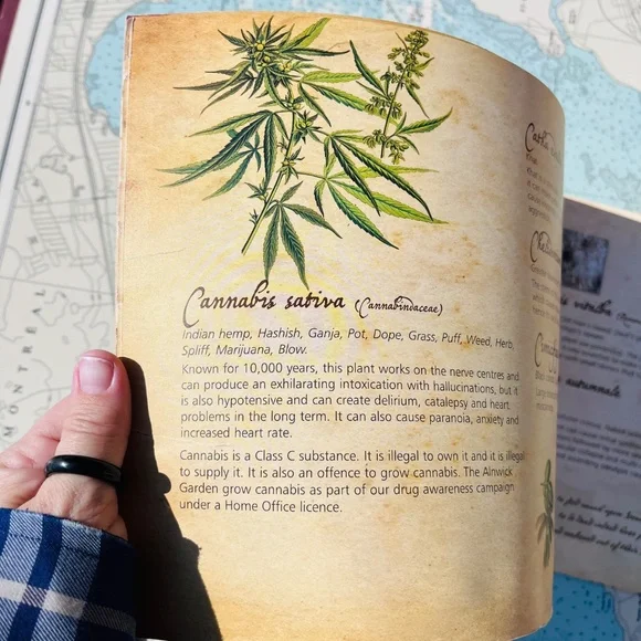 The Alnwick Garden - The Poison Garden Tour Book - Picture 4 of 4